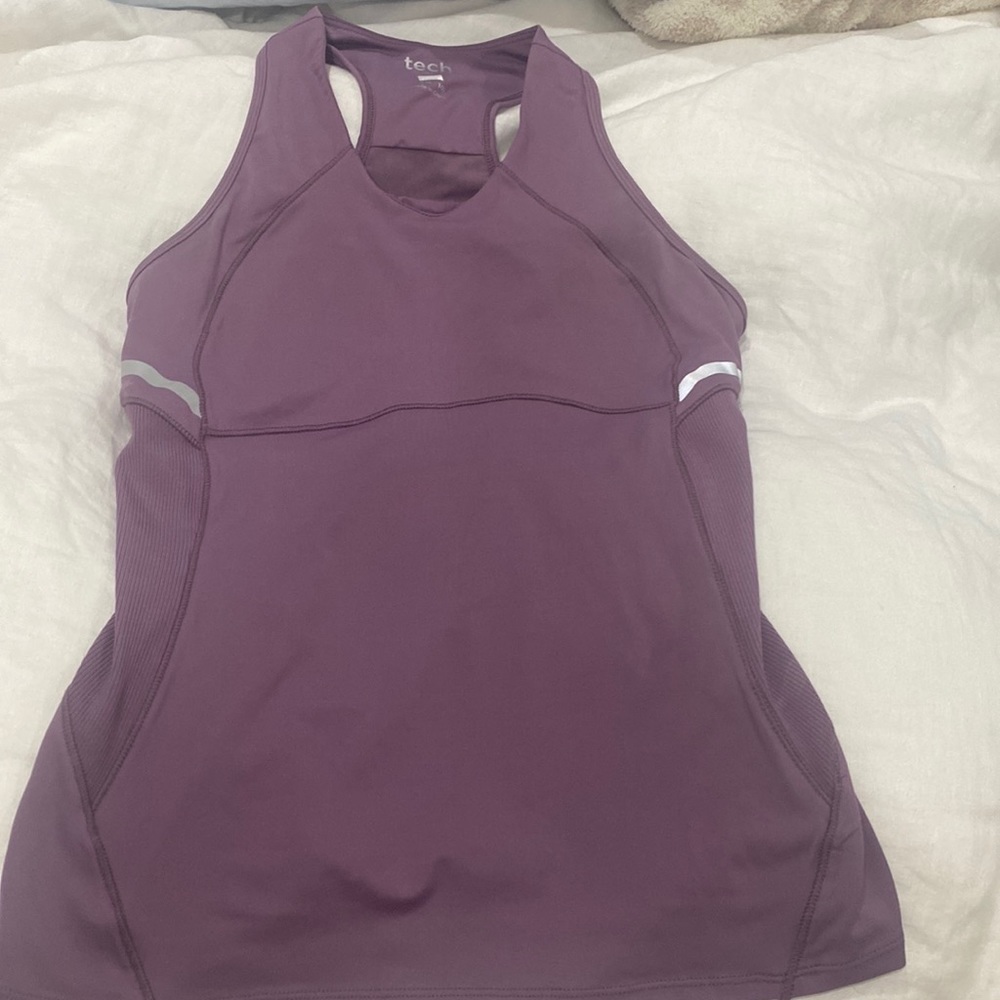 Lucky in love avant grande warp speed top. Size medium.